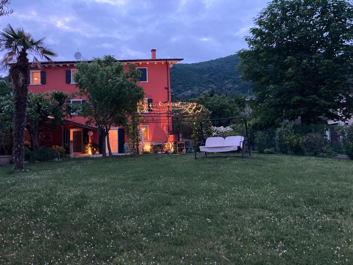 Villa Redhouse Pesina Costermano Esterno foto